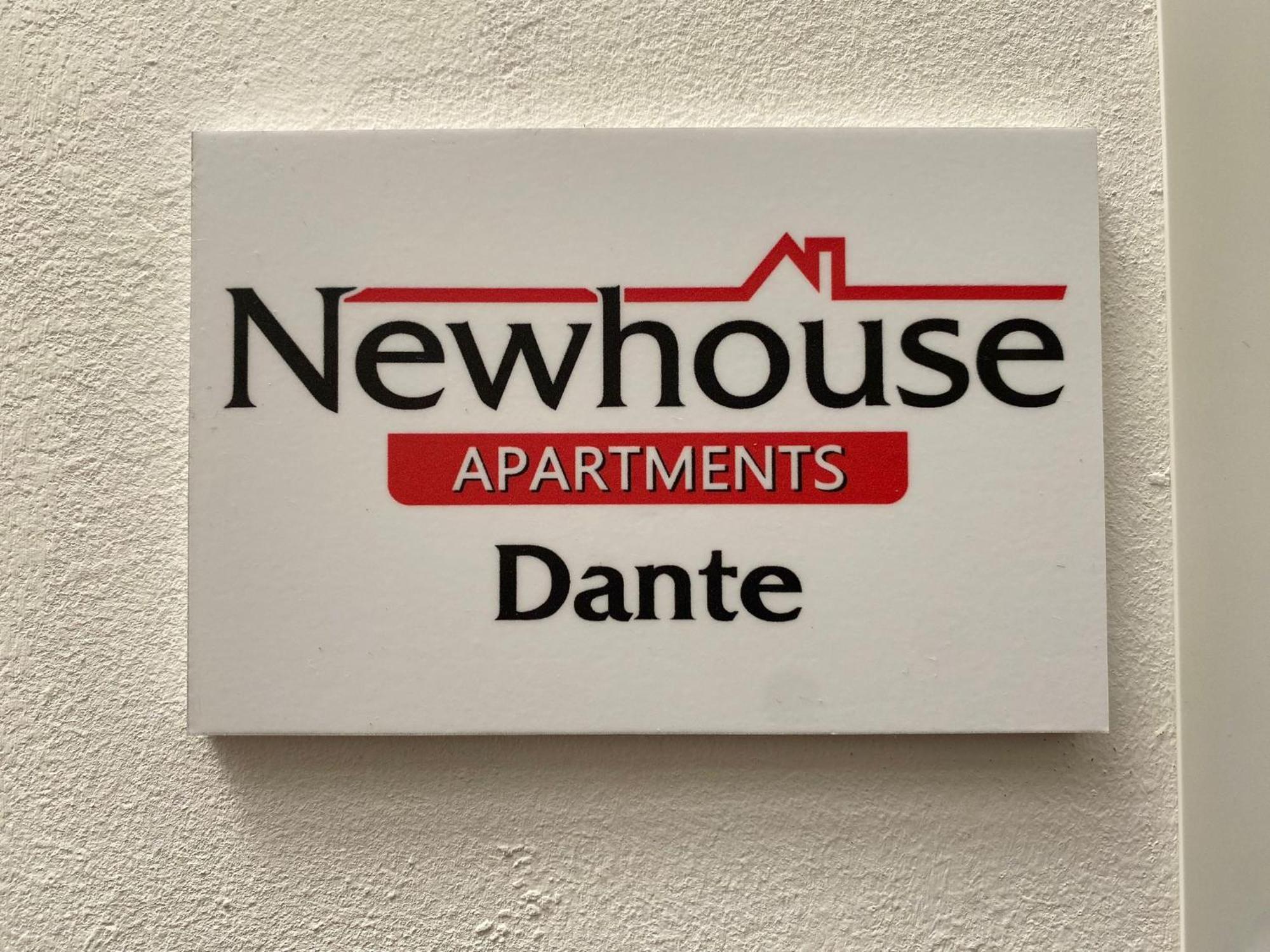 Newhouse Dante Lägenhet Bari Exteriör bild